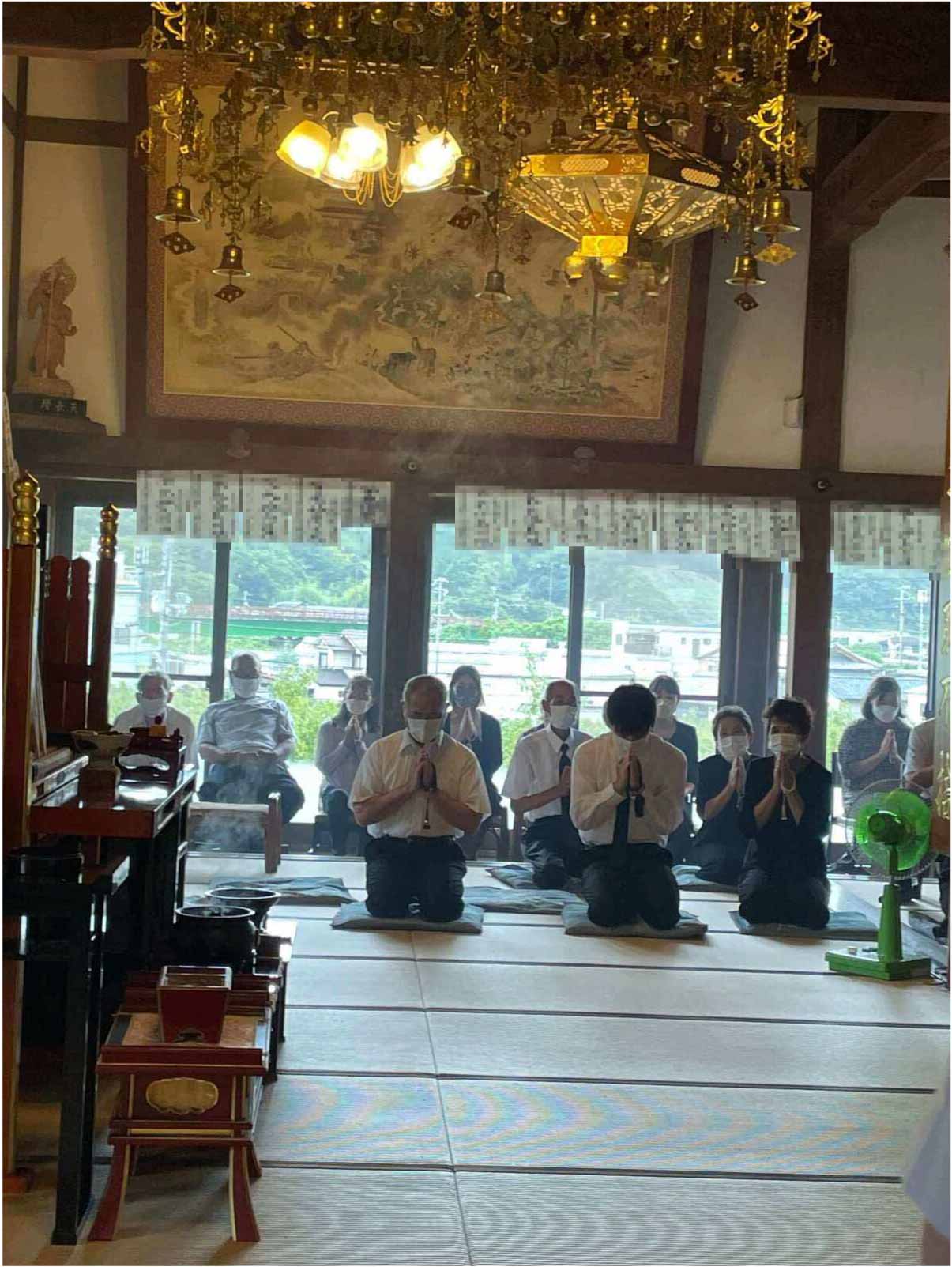 施餓鬼供養の様子